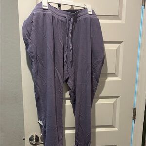 Old Navy Women's Lavender Joggers